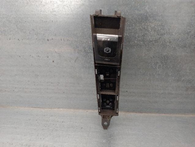 Przycisk elektromechanicznego hamulca postojowego (ręcznego) 3AB927137 VAG