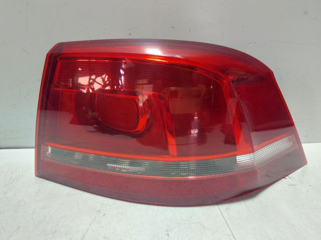 Lampa zespolona tylna prawa zewnętrzna 3AE945096C VAG