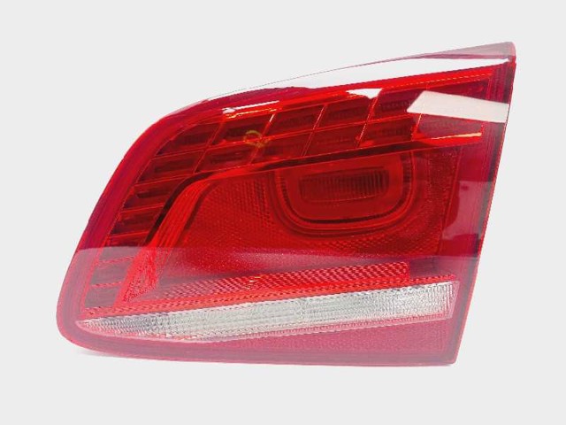 Lampa zespolona tylna prawa wewnętrzna 3AE945308B VAG