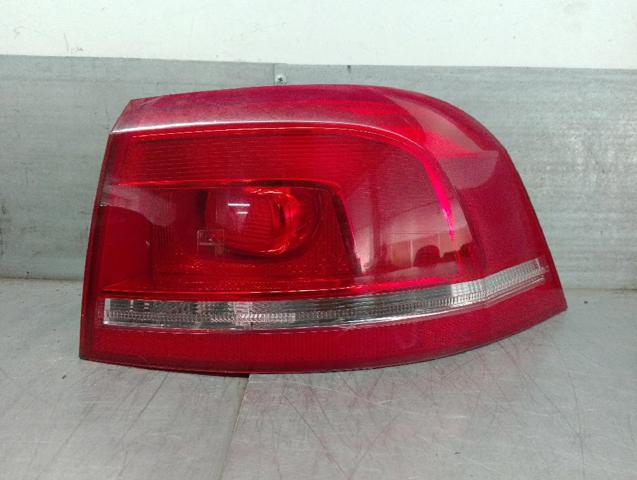 Lampa zespolona tylna prawa zewnętrzna 3AF945096A VAG