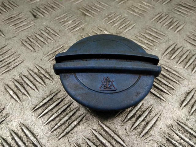 Pokrywa (korek) zbiornika wyrównawczego 3B0121321 VAG