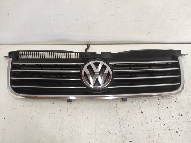 Atrapa chłodnicy 3B0853651K VAG