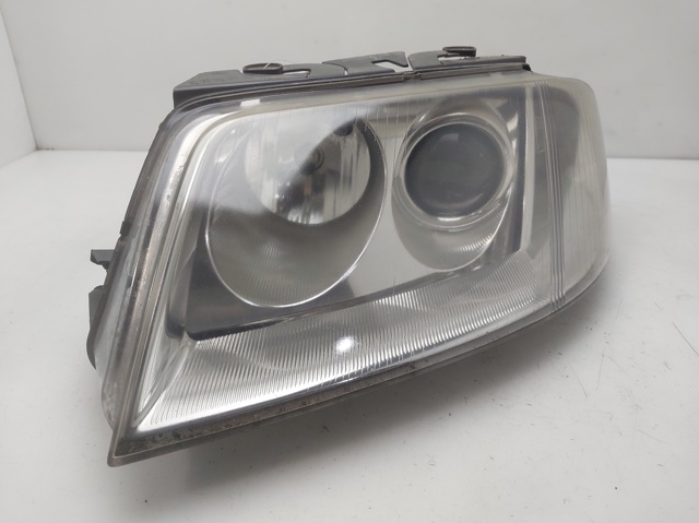 Reflektor lewy 3B0941015AK VAG