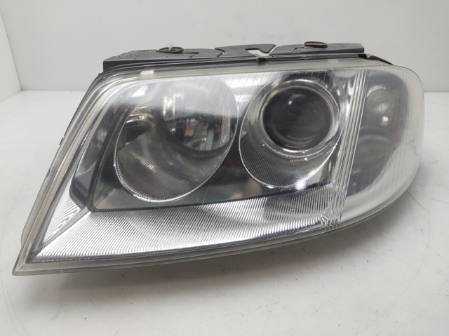 Reflektor lewy 3B0941015AN VAG