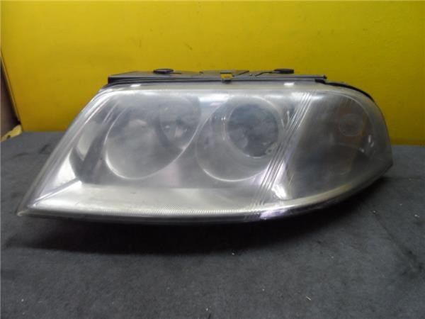Reflektor lewy 3B0941015AN VAG