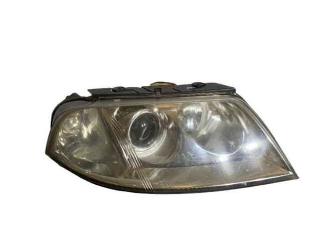 Reflektor prawy 3B0941016AK VAG