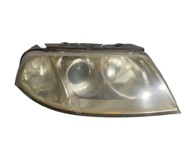 Reflektor prawy 3B0941016AK VAG