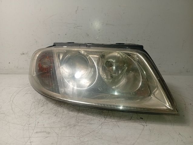 Reflektor prawy 3B0941016AN VAG