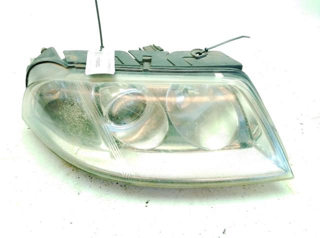 Reflektor prawy 3B0941016AN VAG