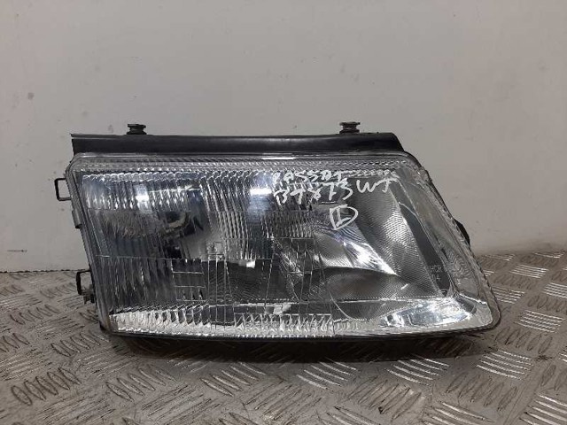 Reflektor prawy 3B0941018K VAG