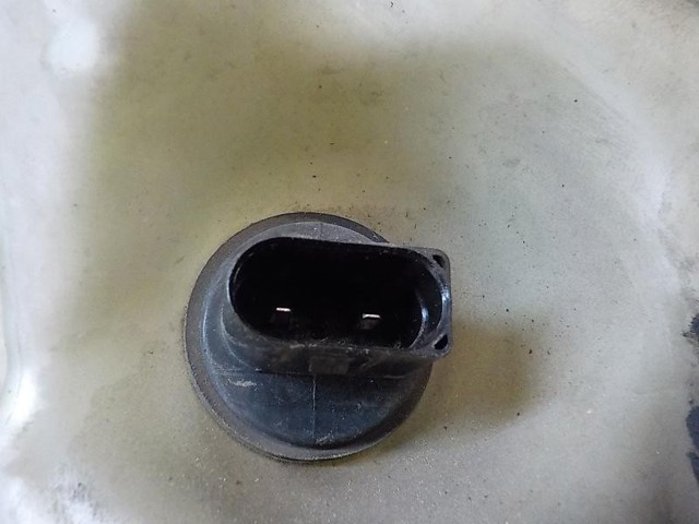 Zbiorniczek spryskiwacza szyb 3B0955453AF VAG