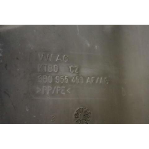 Zbiorniczek spryskiwacza szyb 3B0955453AF VAG
