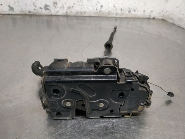 Zamek drzwi przednich lewych 3B1837015AQ VAG