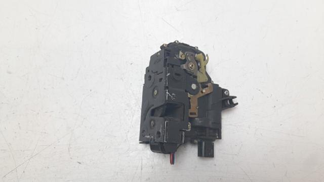 Zamek drzwi tylnych lewych 3B4839015A VAG