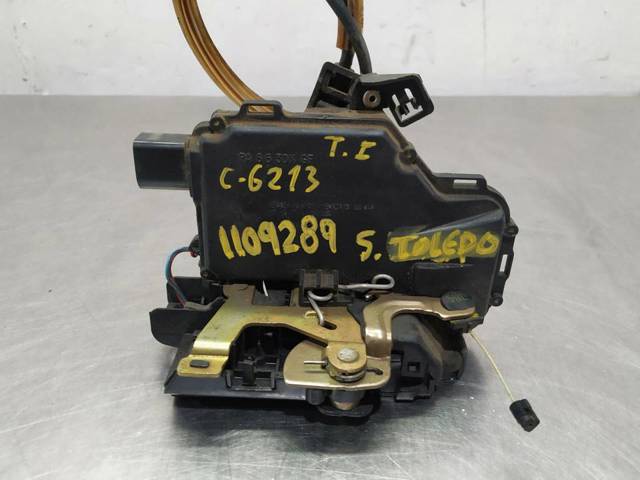 Zamek drzwi tylnych lewych 3B4839015A VAG