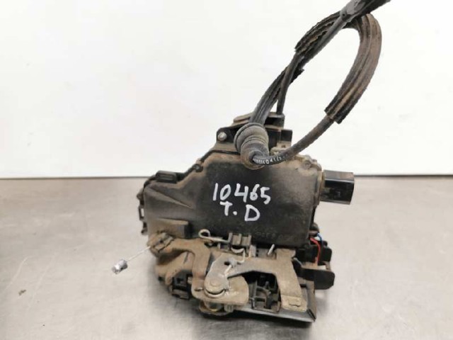 Zamek drzwi tylnych prawych 3B4839016M VAG