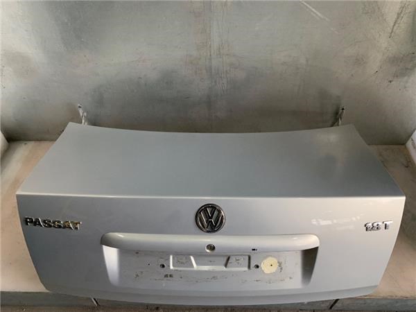 Volkswagen Passat (3B2)