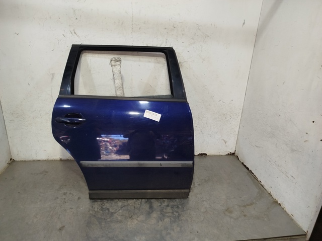 Drzwi tylne prawe 3B5833052AB VAG