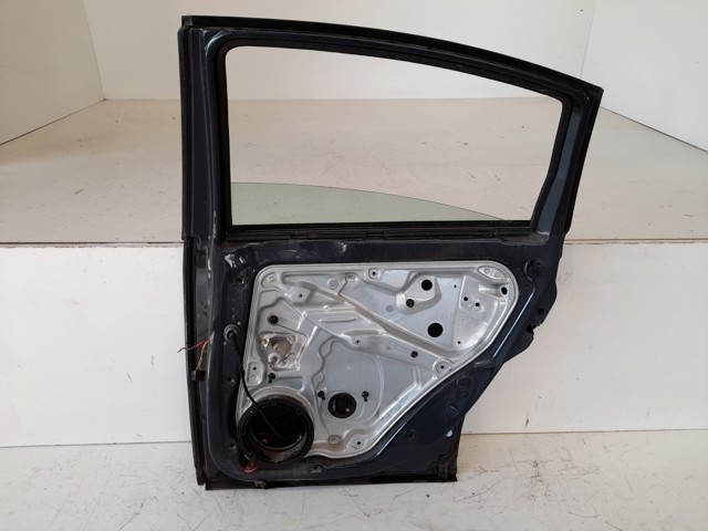 Drzwi tylne prawe 3B5833052AB VAG