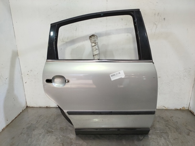 Drzwi tylne prawe 3B5833052AB VAG