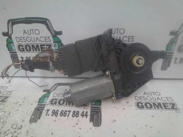 Mechanizm podnoszenia szyby drzwi tylnych lewych 3B5839751C VAG