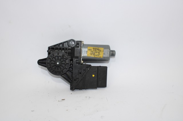 Mechanizm podnoszenia szyby drzwi tylnych prawych 3B5839752G VAG