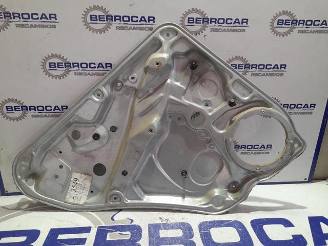 Mechanizm podnoszenia szyby drzwi tylnych prawych 3B5839756C VAG