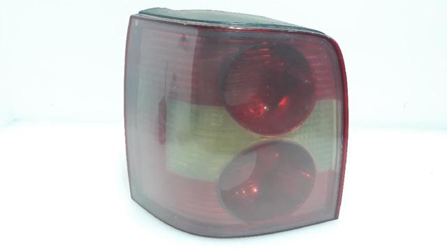 Lampa zespolona tylna lewa 3B9945095AA VAG