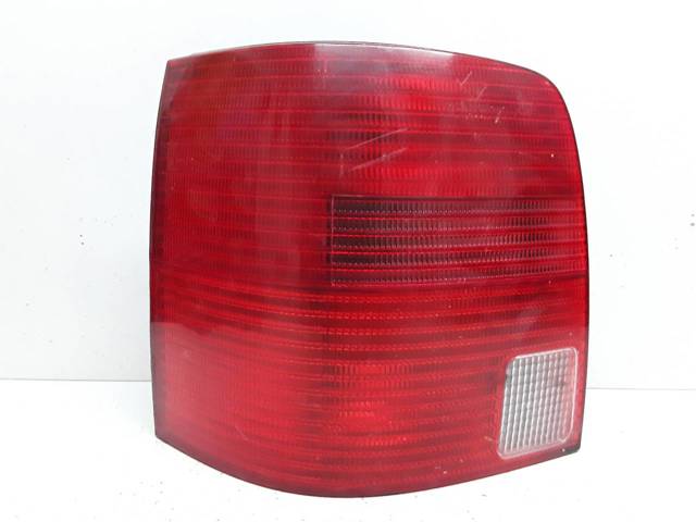 Lampa zespolona tylna lewa 3B9945111F VAG