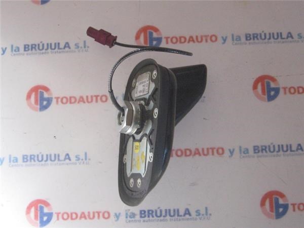 Antena Volkswagen Passat 357
