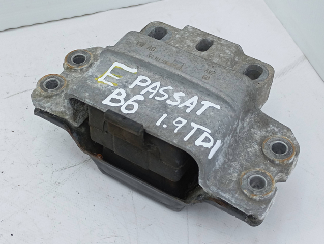 Poduszka (podpora) silnika lewa 3C0199555P VAG