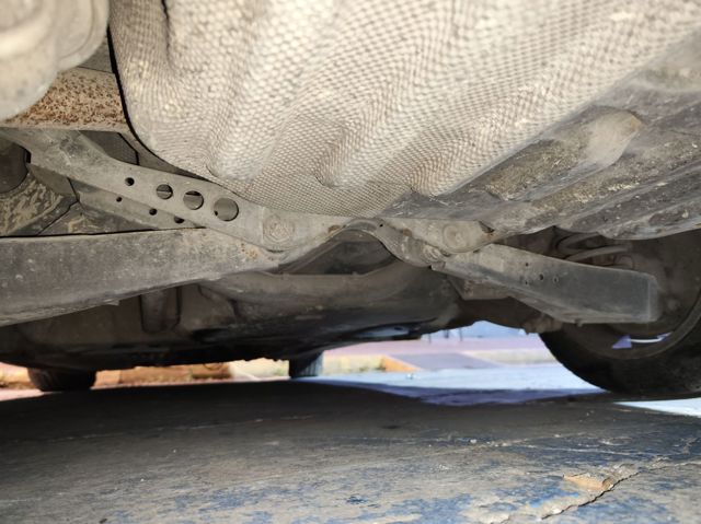 Korpus osi tylnej 3C0505235AC VAG
