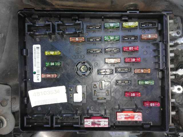 Skrzynka bezpieczników 3C0937125 VAG