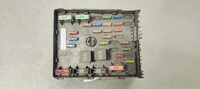 Skrzynka bezpieczników 3C0937125A VAG