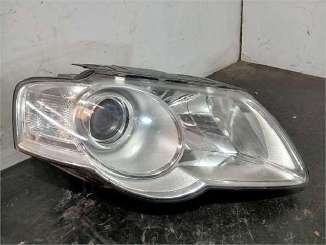 Reflektor prawy 3C0941006J VAG