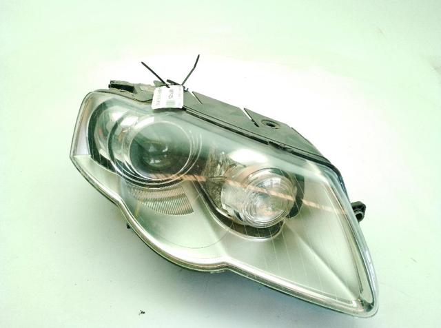 Reflektor prawy 3C0941754K VAG