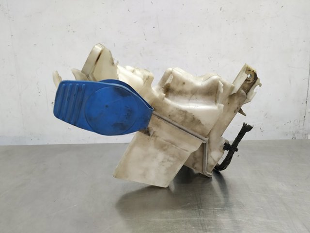 Zbiorniczek spryskiwacza szyb 3C0955453 VAG