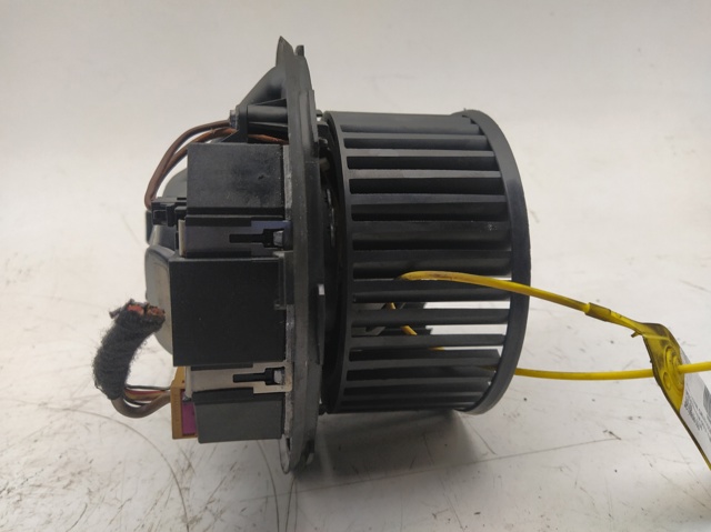 Silniczek wentylatora nagrzewnicy (ogrzewacza wnętrza) 3C1820015G VAG