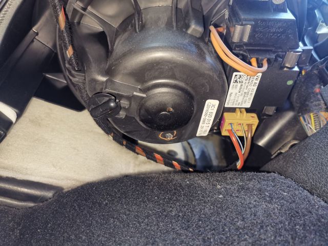 3C1820015T VAG