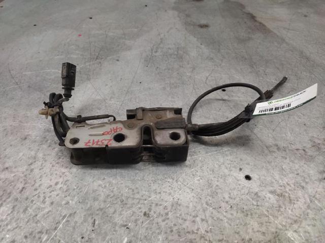 Zamek maski 3C1823503D VAG