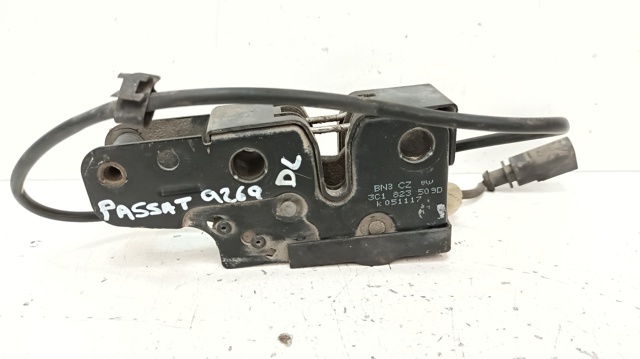 Zamek maski 3C1823509D VAG