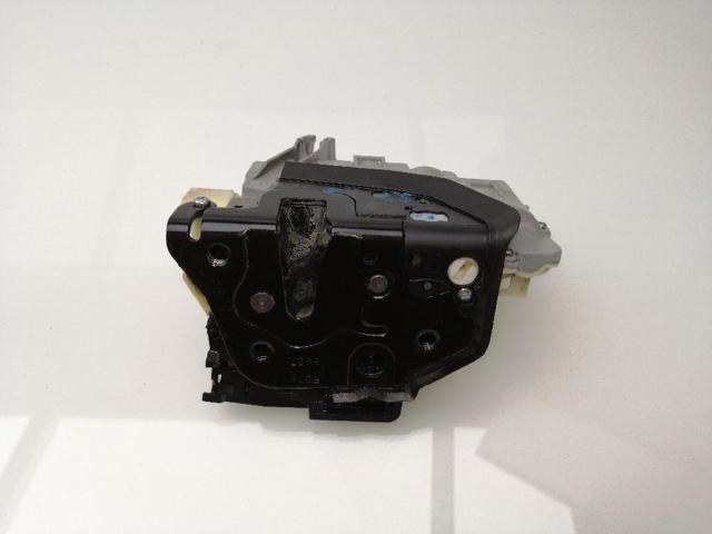 Zamek drzwi przednich prawych 3C1837016A VAG