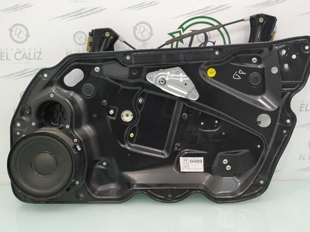 Mechanizm podnoszenia szyby drzwi przednich prawych 3C1837462H VAG