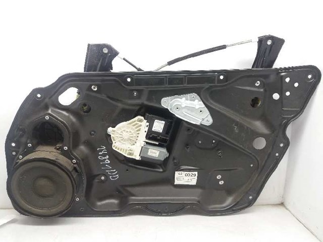 Mechanizm podnoszenia szyby drzwi przednich prawych 3C1837462H VAG