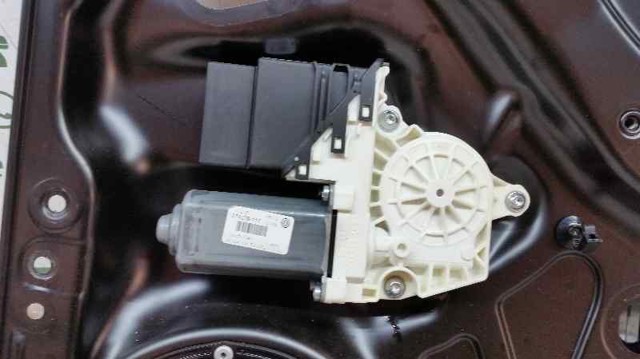 Mechanizm podnoszenia szyby drzwi przednich prawych 3C1837462L VAG