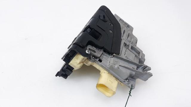 Zamek drzwi tylnych lewych 3C4839015A VAG