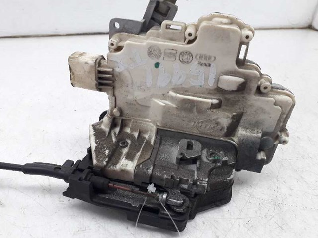Zamek drzwi Volkswagen Passat