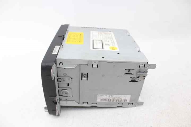 Radioodtwarzacz (radio AM/FM) 3C8035195 VAG