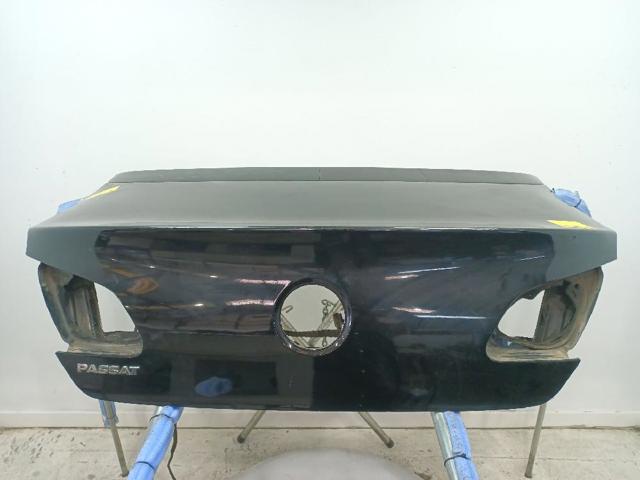 Klapa bagażnika do Volkswagen Passat 357