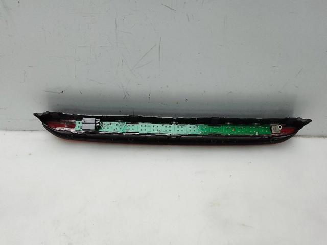 Lampa stop tylna dodatkowa 3CN945087 VAG